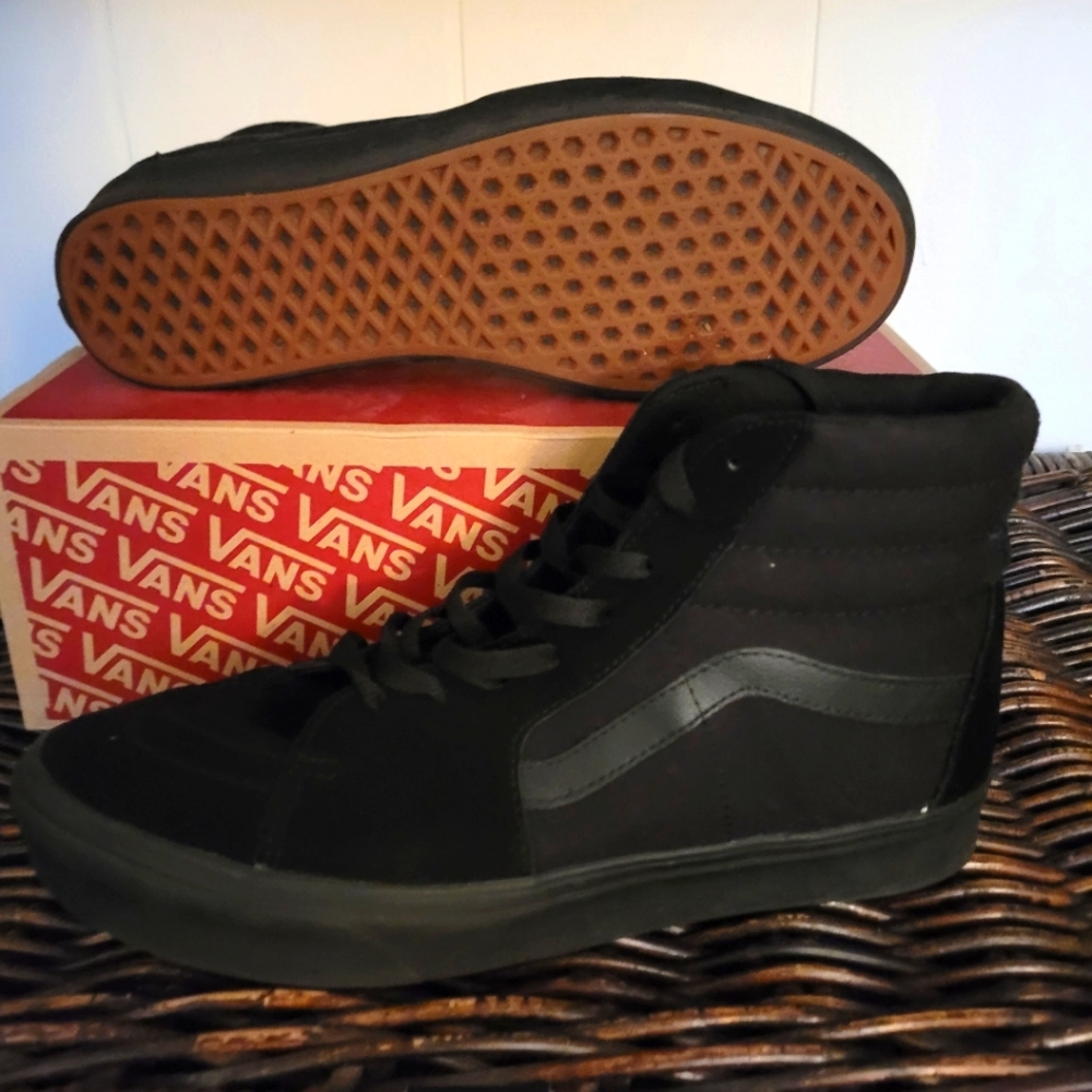 Black Van Sk8-Hi